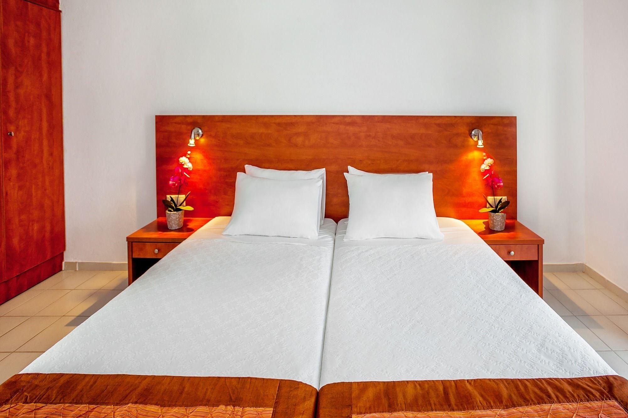 Xenios Dolphin Beach Hotel Poszídi Kültér fotó