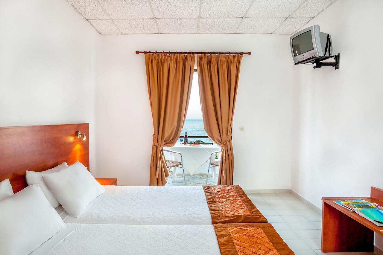 Xenios Dolphin Beach Hotel Poszídi Kültér fotó