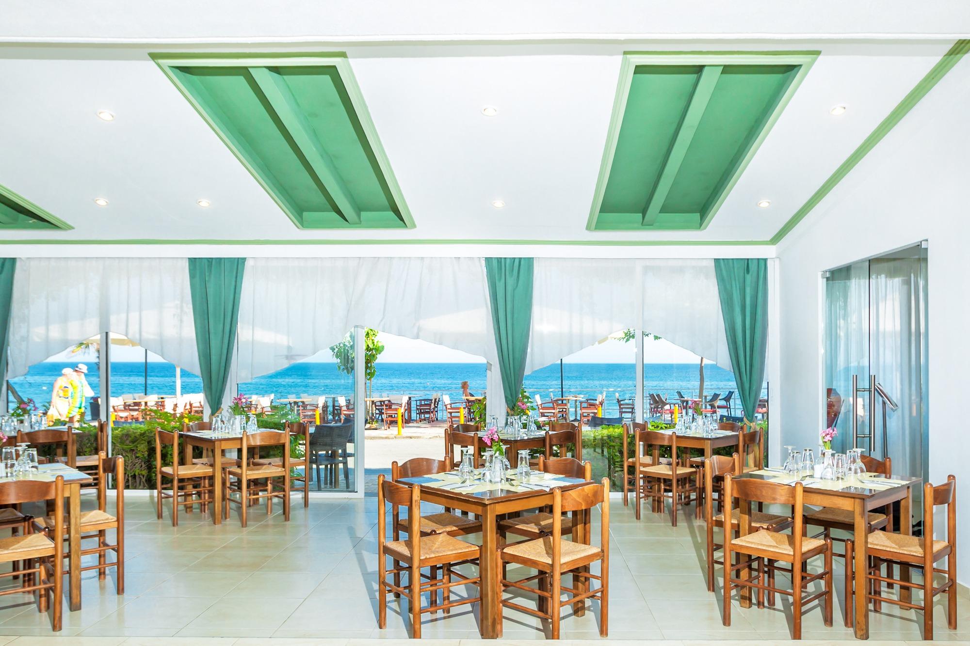Xenios Dolphin Beach Hotel Poszídi Kültér fotó