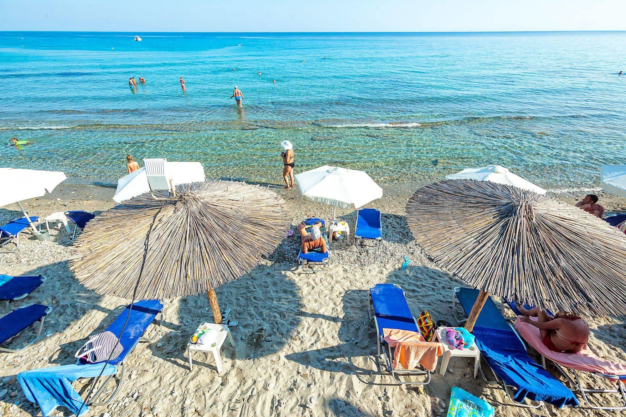Xenios Dolphin Beach Hotel Poszídi Kültér fotó
